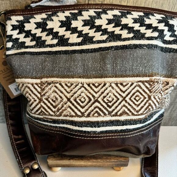 Canvas Purse Boho Crossbody Bag New FAST SHIP - Picture 2 of 11